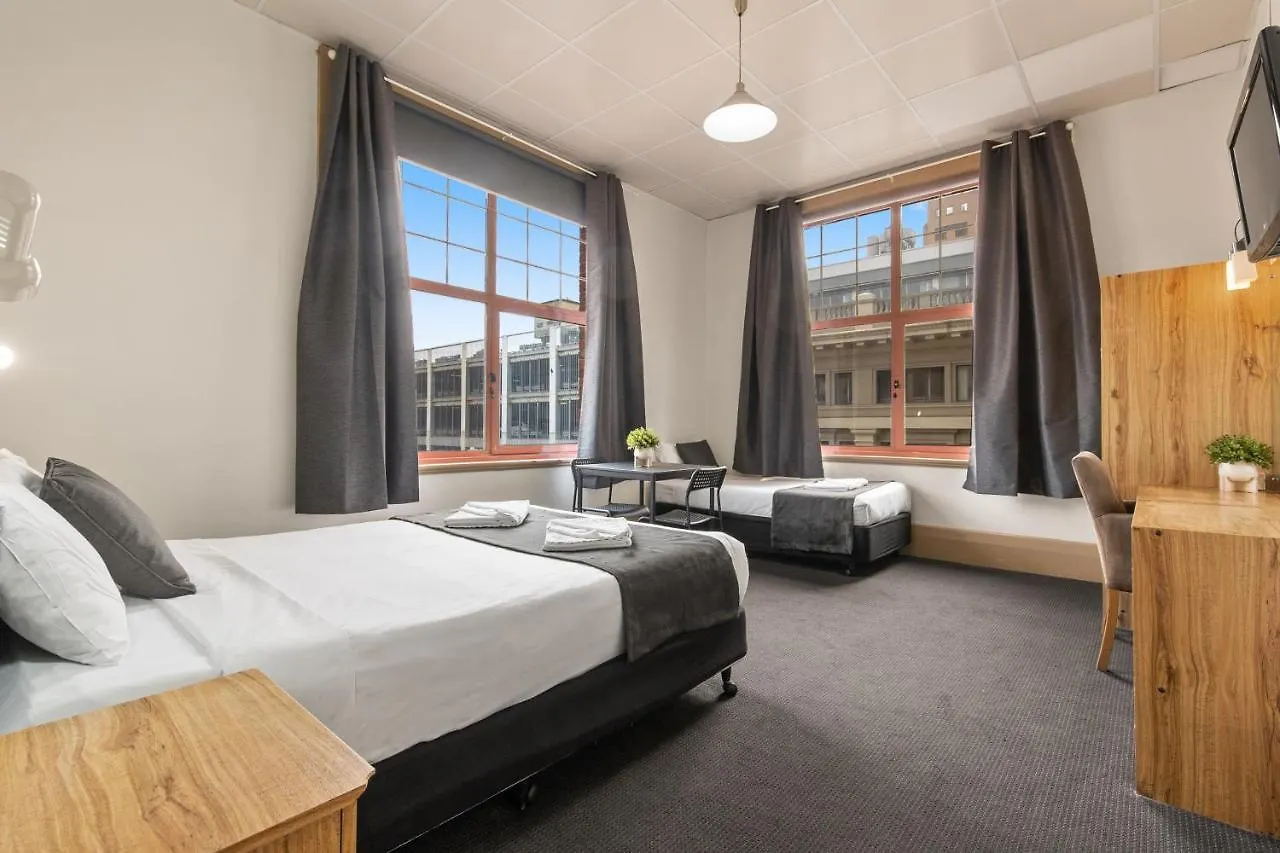 Adelaide Paringa Hotel 3*,  Australië