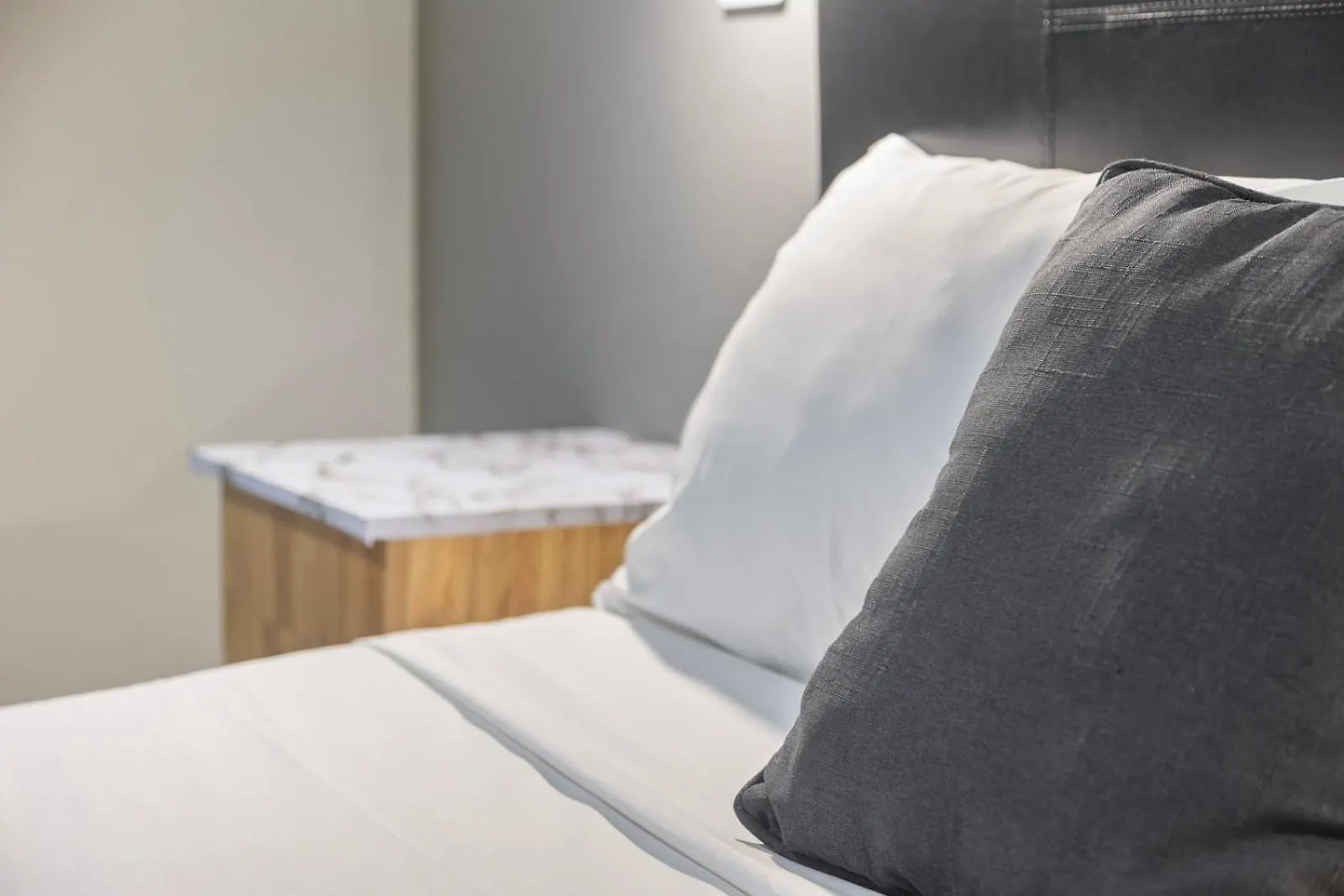 Adelaide Paringa Hotel