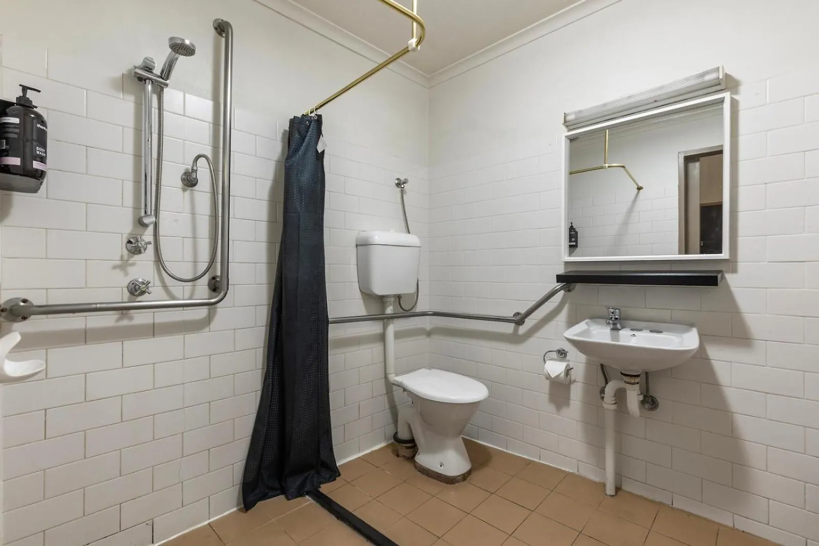 Adelaide Paringa Hotel 3*,