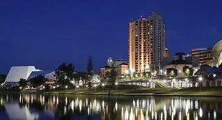 Adelaide Paringa Hotel
